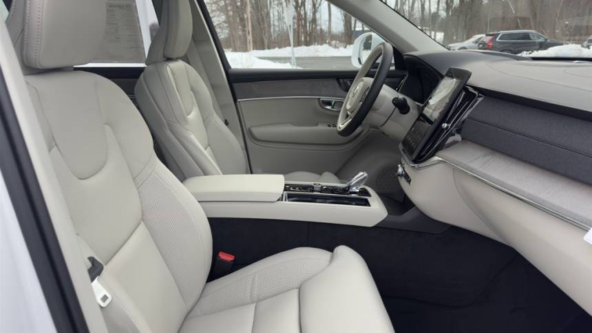 2025 Volvo XC90 YV4H60JG2S1358336