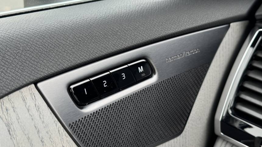 2025 Volvo XC90 YV4H60JE2S1330504