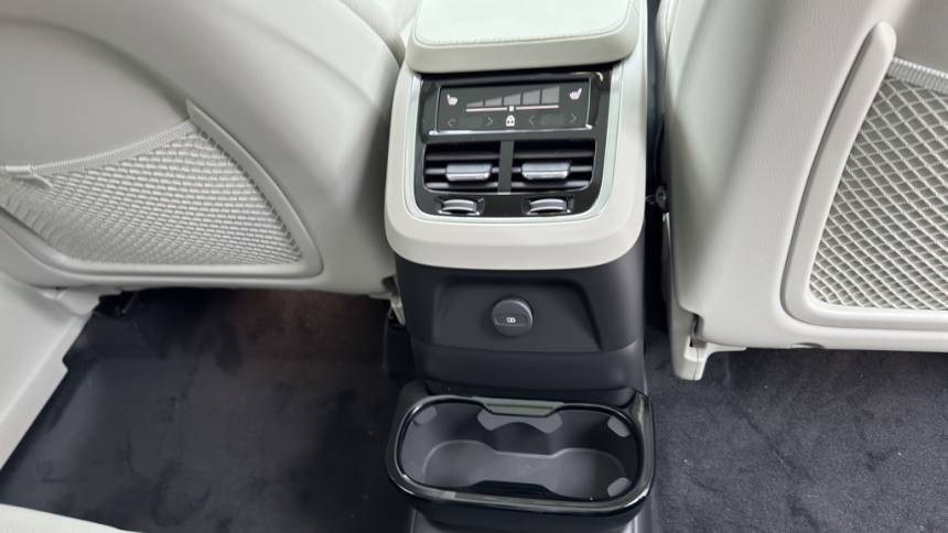 2025 Volvo XC90 YV4H60JE2S1330504