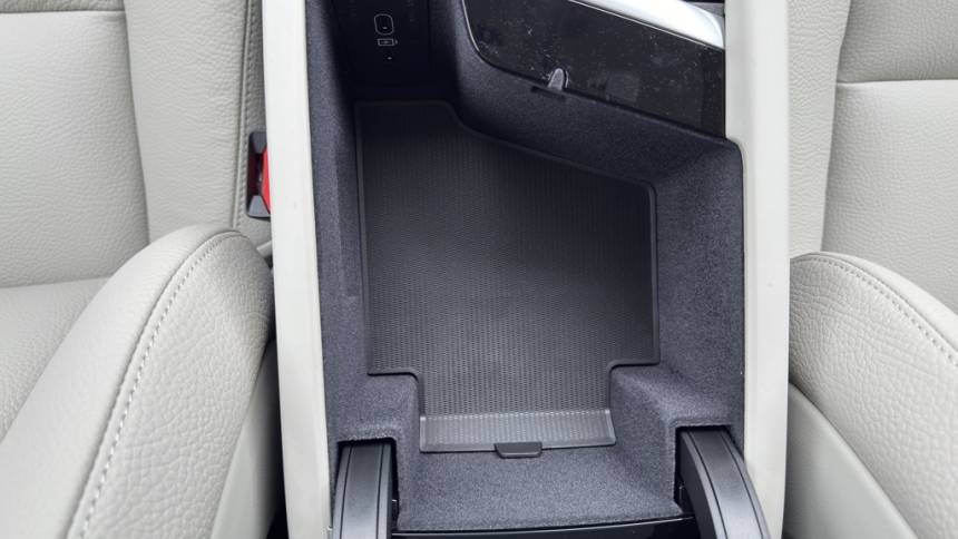 2025 Volvo XC90 YV4H60JE2S1330504