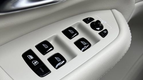 2025 Volvo XC90 YV4H60JE2S1330504