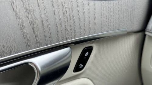 2025 Volvo XC90 YV4H60JE2S1330504