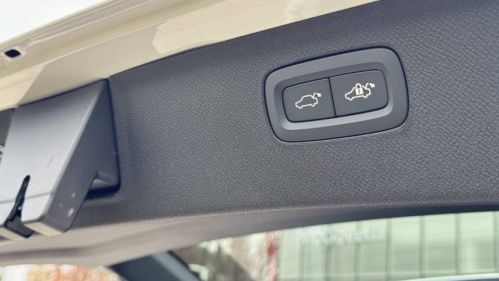 2025 Volvo XC90 YV4H60JE2S1330504