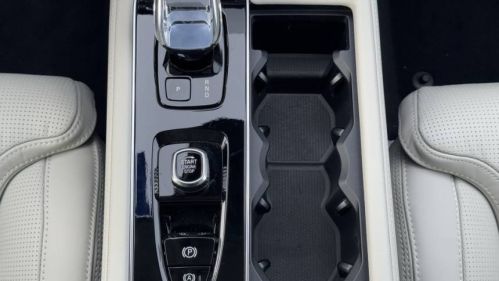 2025 Volvo XC90 YV4H60JG2S1358336