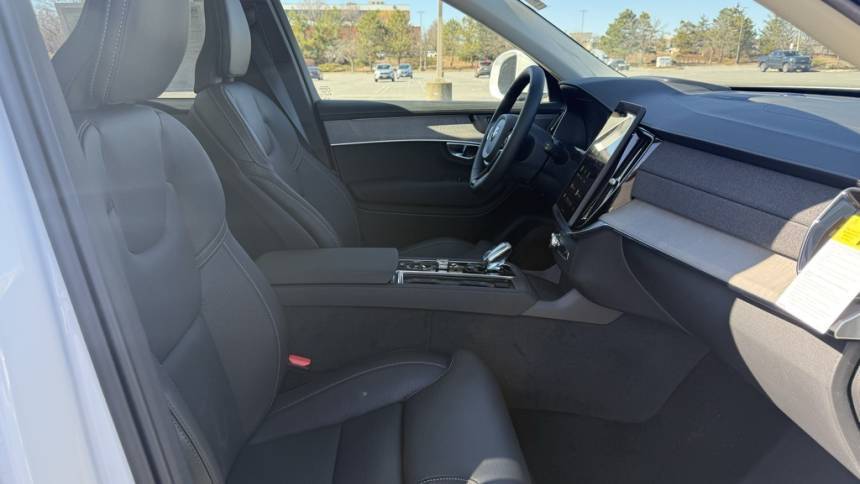 2025 Volvo XC90 YV4H60PG0S1361484