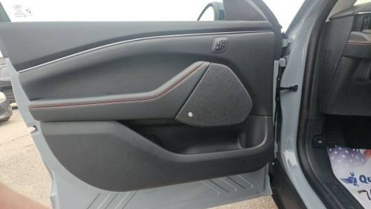 2025 Ford Mustang Mach E 3FMTK3SU6SMA04218