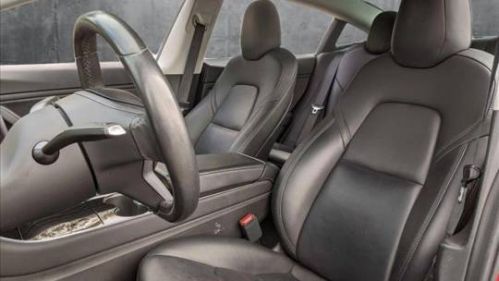 2019 Tesla Model 3 5YJ3E1EB6KF193984