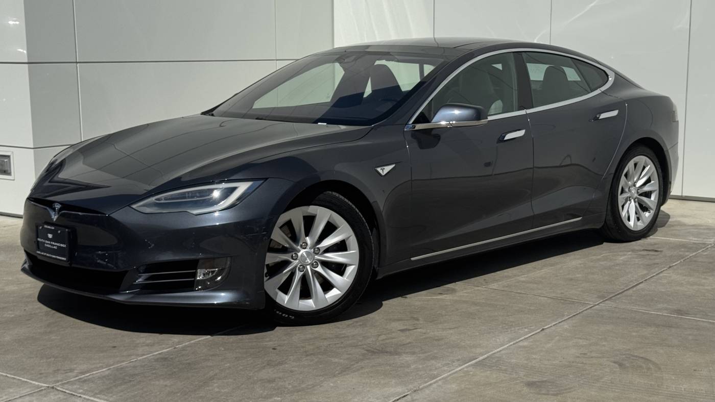 2016 Tesla Model S 5YJSA1E21GF149406