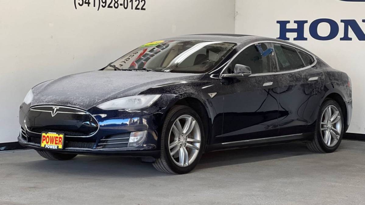 2014 Tesla Model S 5YJSA1H13EFP35881