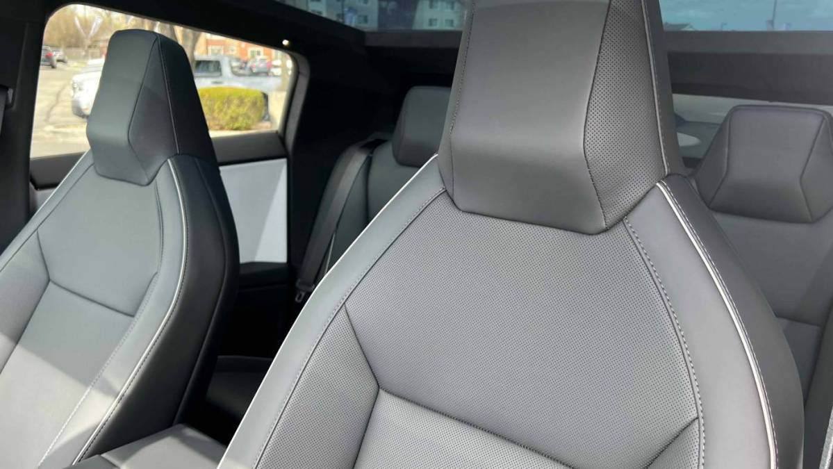 2024 Tesla Cybertruck - Images - 18