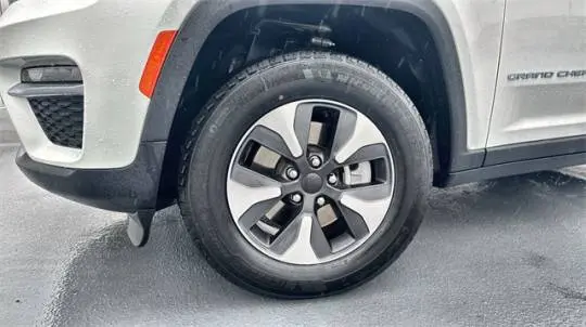 2022 Jeep Grand Cherokee 1C4RJYB69N8717980