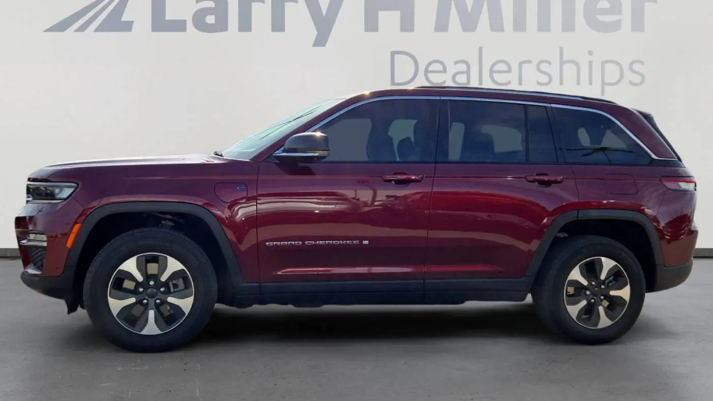 2022 Jeep Grand Cherokee 1C4RJYB6XN8755945