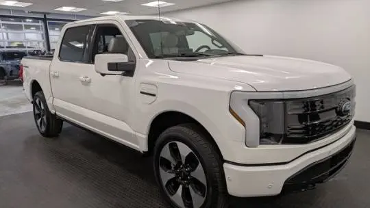 2023 Ford F-150 Lightning 1FT6W1EV6PWG10978