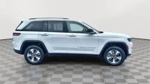 2022 Jeep Grand Cherokee 1C4RJYB69N8717980