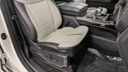 2023 Ford F-150 Lightning 1FT6W1EV6PWG10978