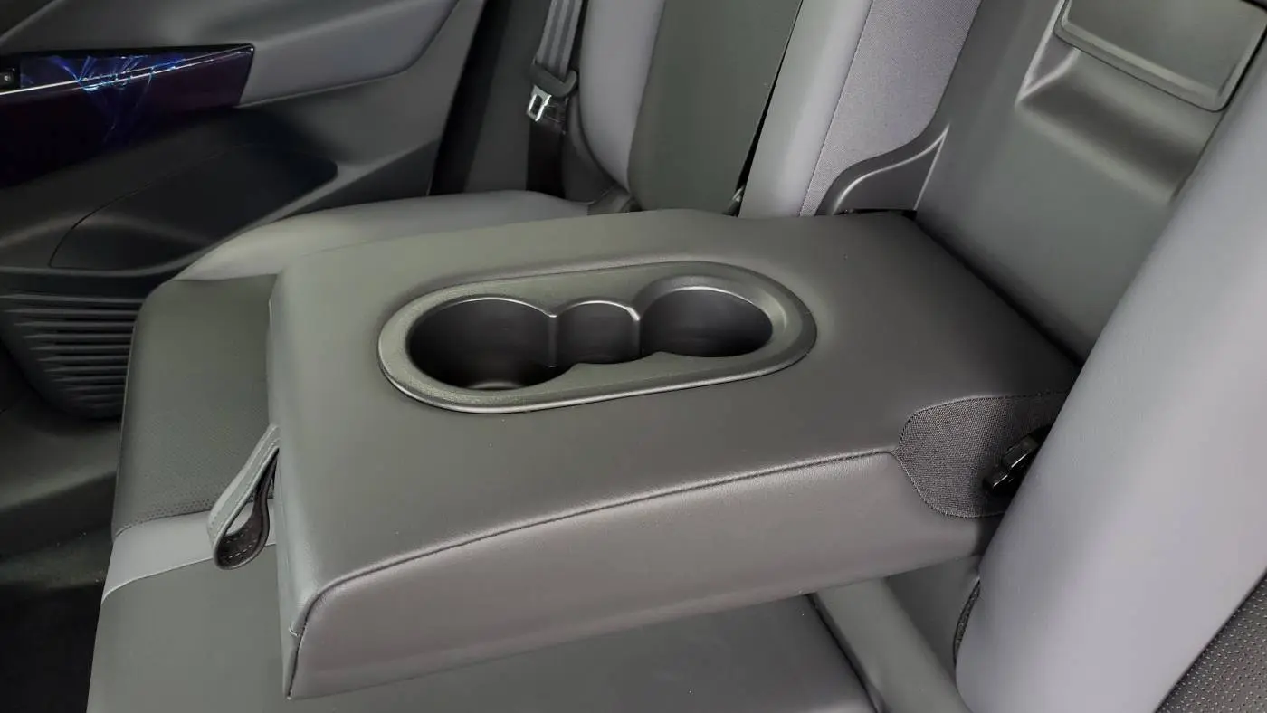 2025 Volkswagen ID.4 1V25MPE80SC000159
