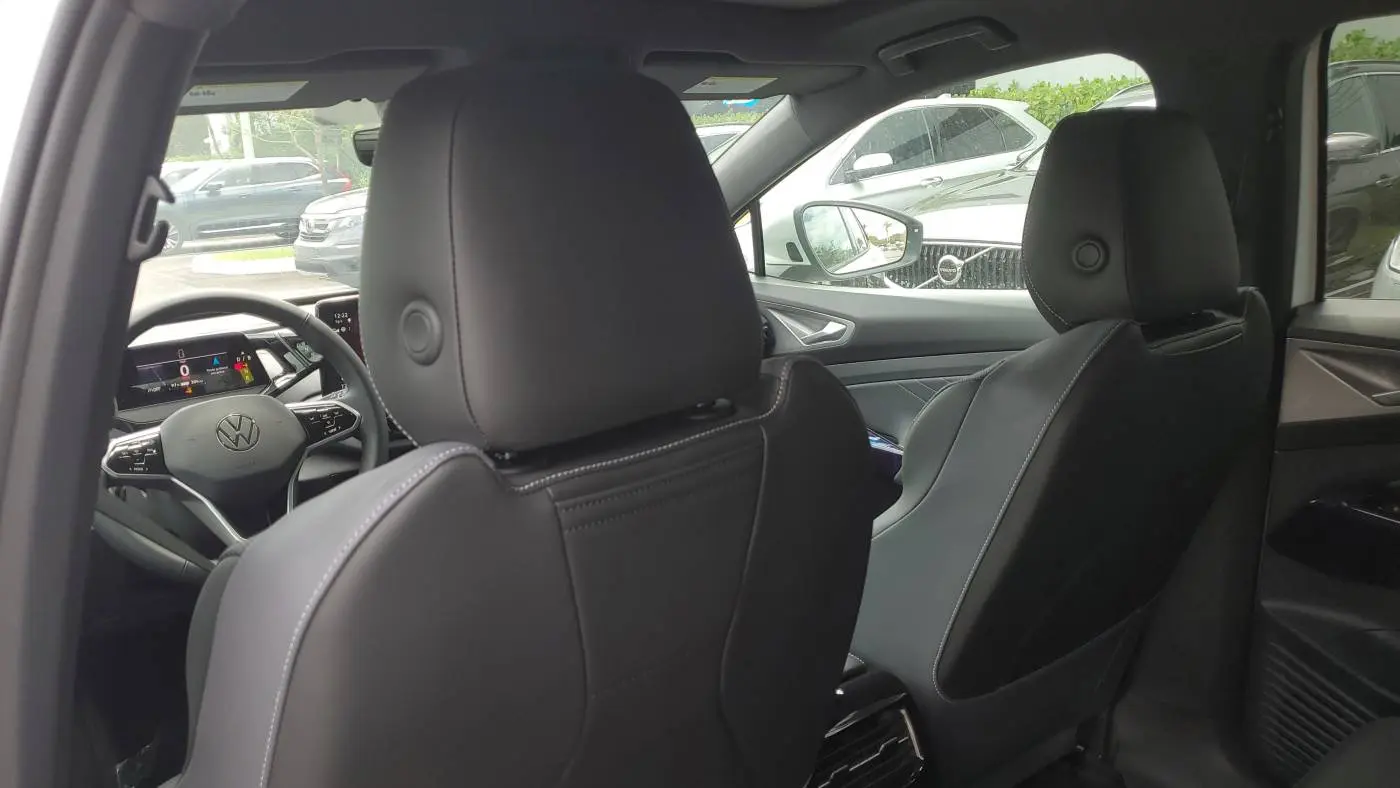 2025 Volkswagen ID.4 1V25MPE80SC000159