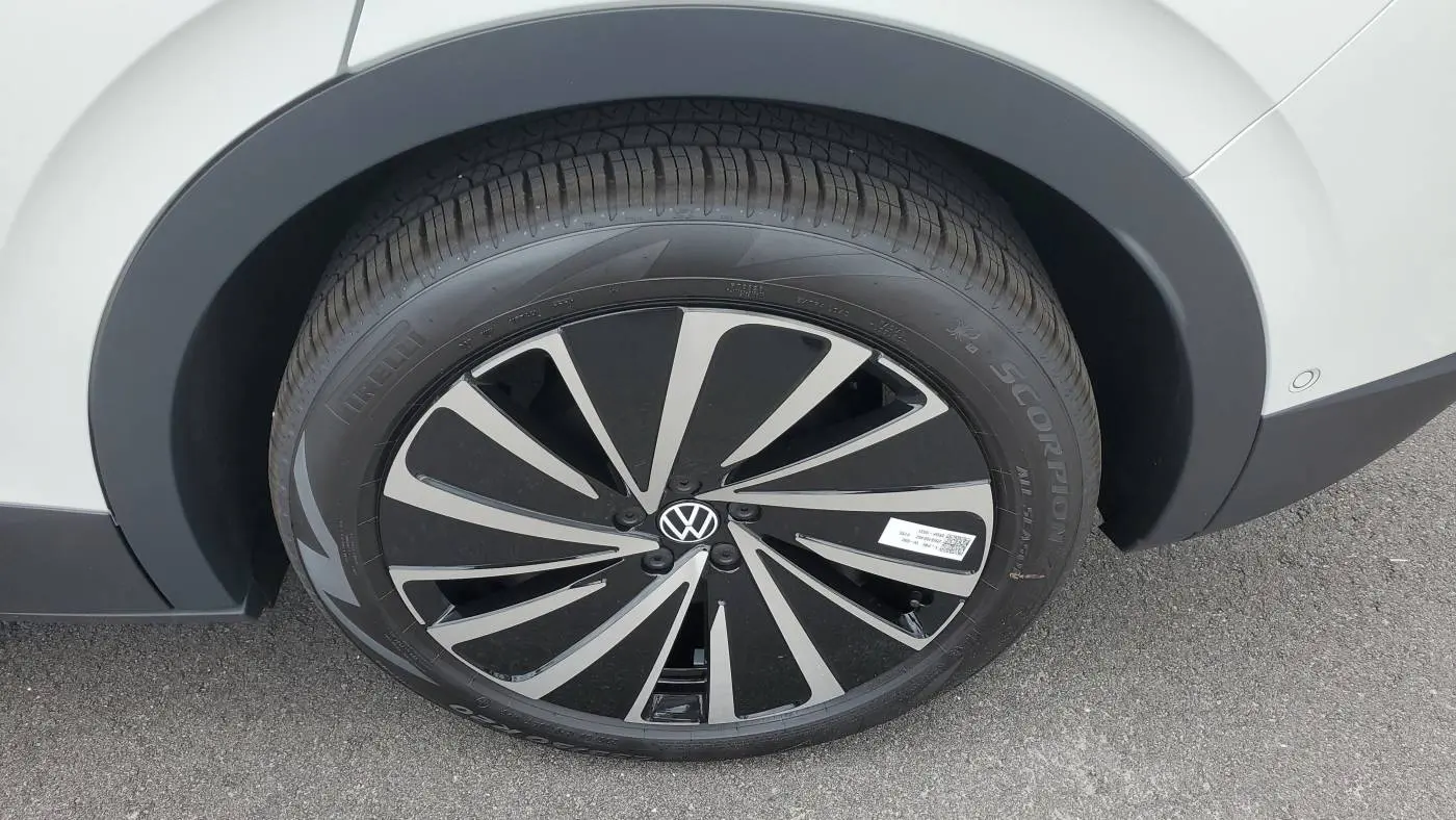2025 Volkswagen ID.4 1V25MPE80SC000159