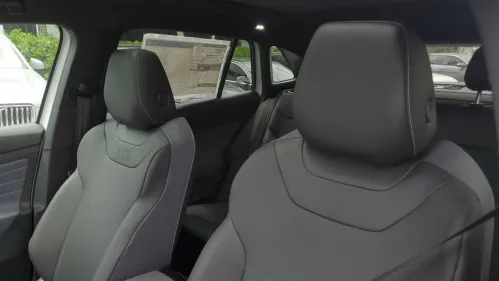 2025 Volkswagen ID.4 1V25MPE80SC000159