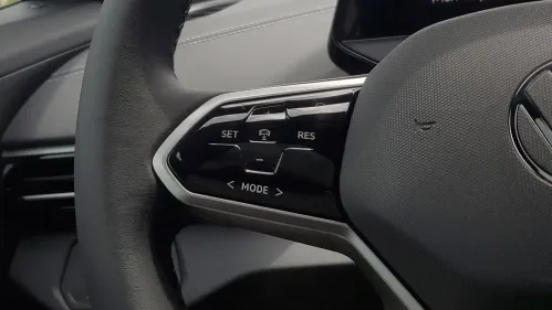 2025 Volkswagen ID.4 1V25MPE80SC000159