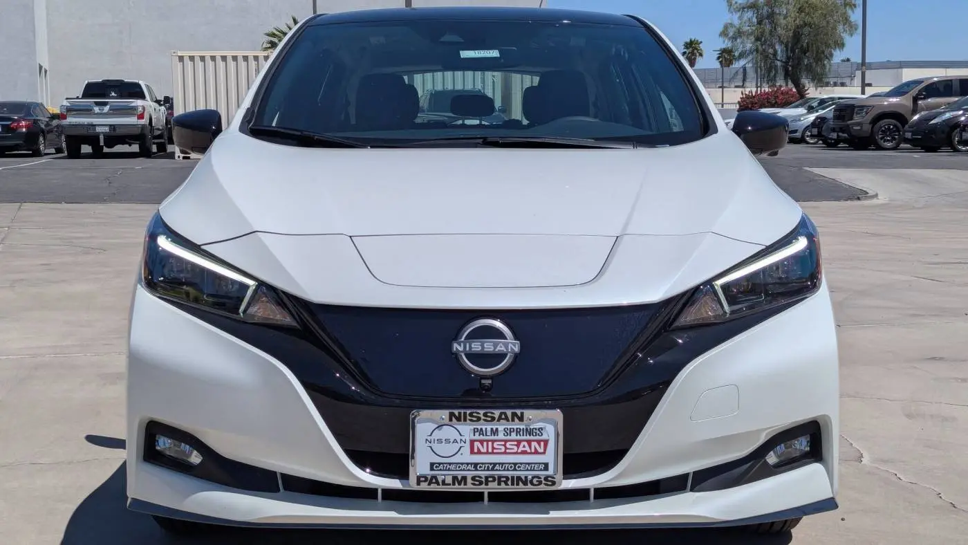2025 Nissan LEAF 1N4CZ1CV3SC565396