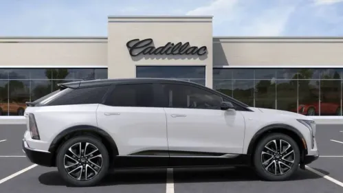 2025 Cadillac OPTIQ 3GYK3EMR0SS210027