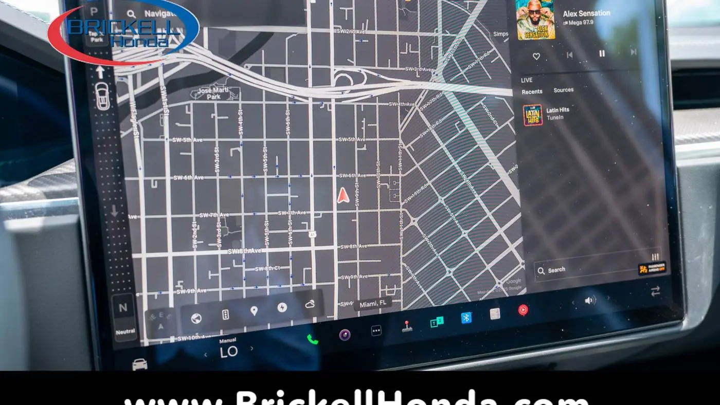 2023 Tesla Model X 7SAXCBE63PF411938