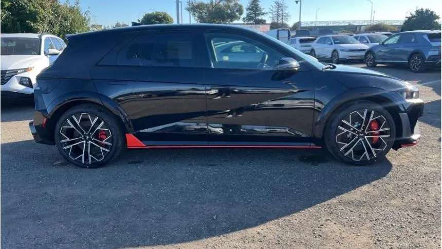 2025 Hyundai IONIQ 5 KM8KNDA86SU005877