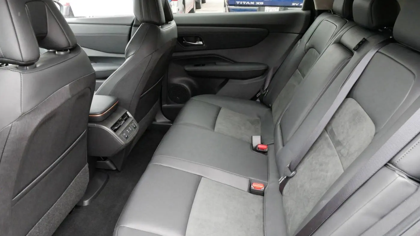 2025 Nissan Ariya JN8DF0BF8SM766382