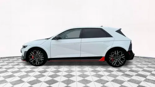 2025 Hyundai IONIQ 5 KM8KNDA84SU004467
