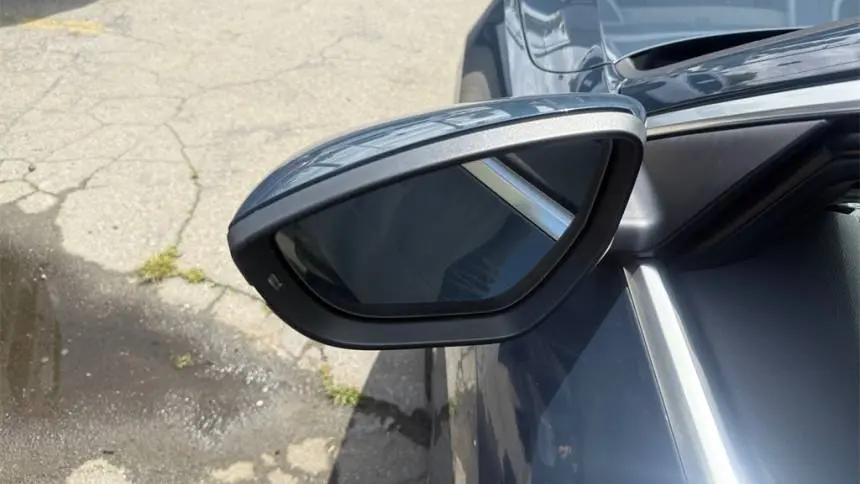 2022 Audi e-tron WA12AAGE9NB019875
