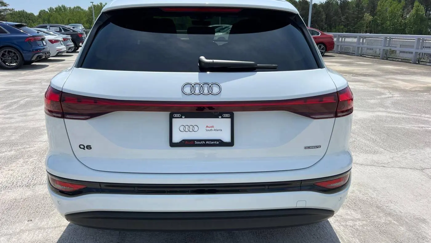 2025 Audi Q6 e-tron WA124BGF6SA023230