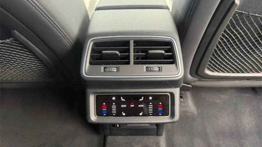 2022 Audi e-tron WA12AAGE9NB019875