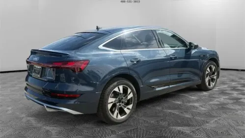 2022 Audi e-tron WA12AAGE9NB019875