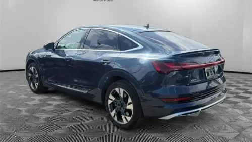 2022 Audi e-tron WA12AAGE9NB019875