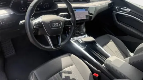 2022 Audi e-tron WA12AAGE9NB019875
