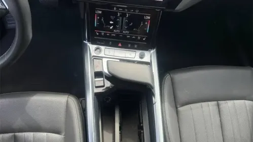 2022 Audi e-tron WA12AAGE9NB019875