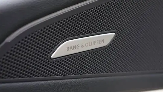 2025 Audi Q6 e-tron WA124BGF1SA026200