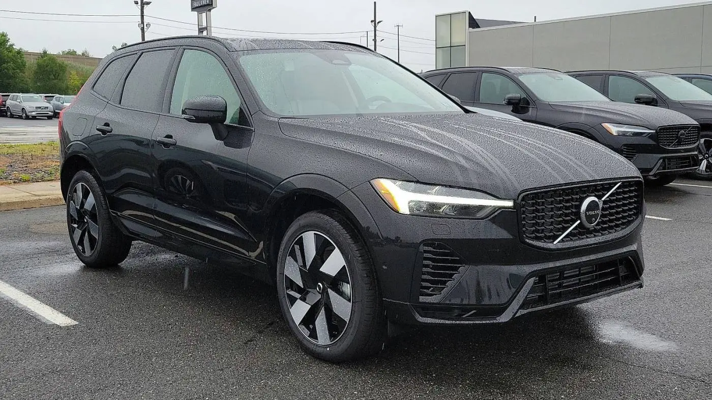 2025 Volvo XC60 YV4H60RC3S1029744