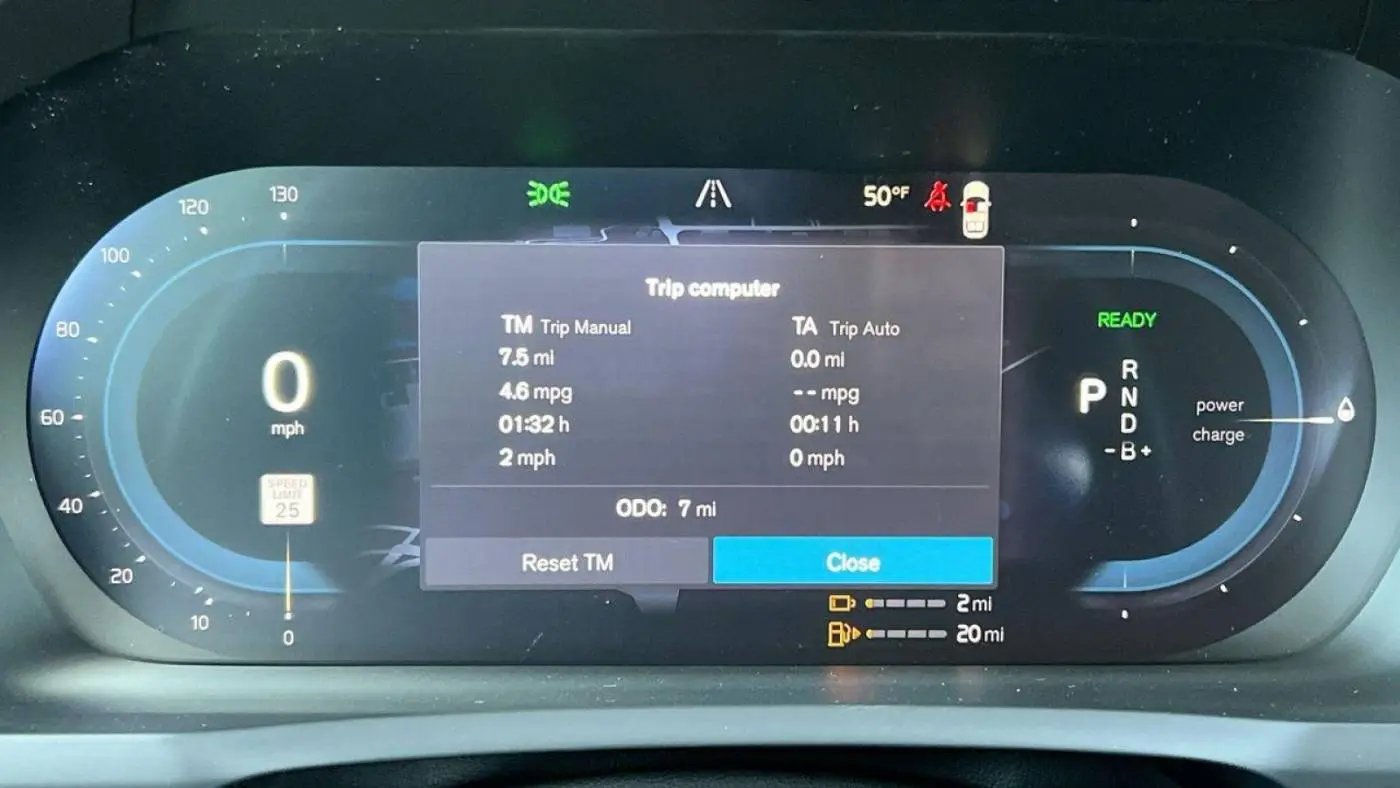 2025 Volvo XC90 YV4H60PB6S1353443