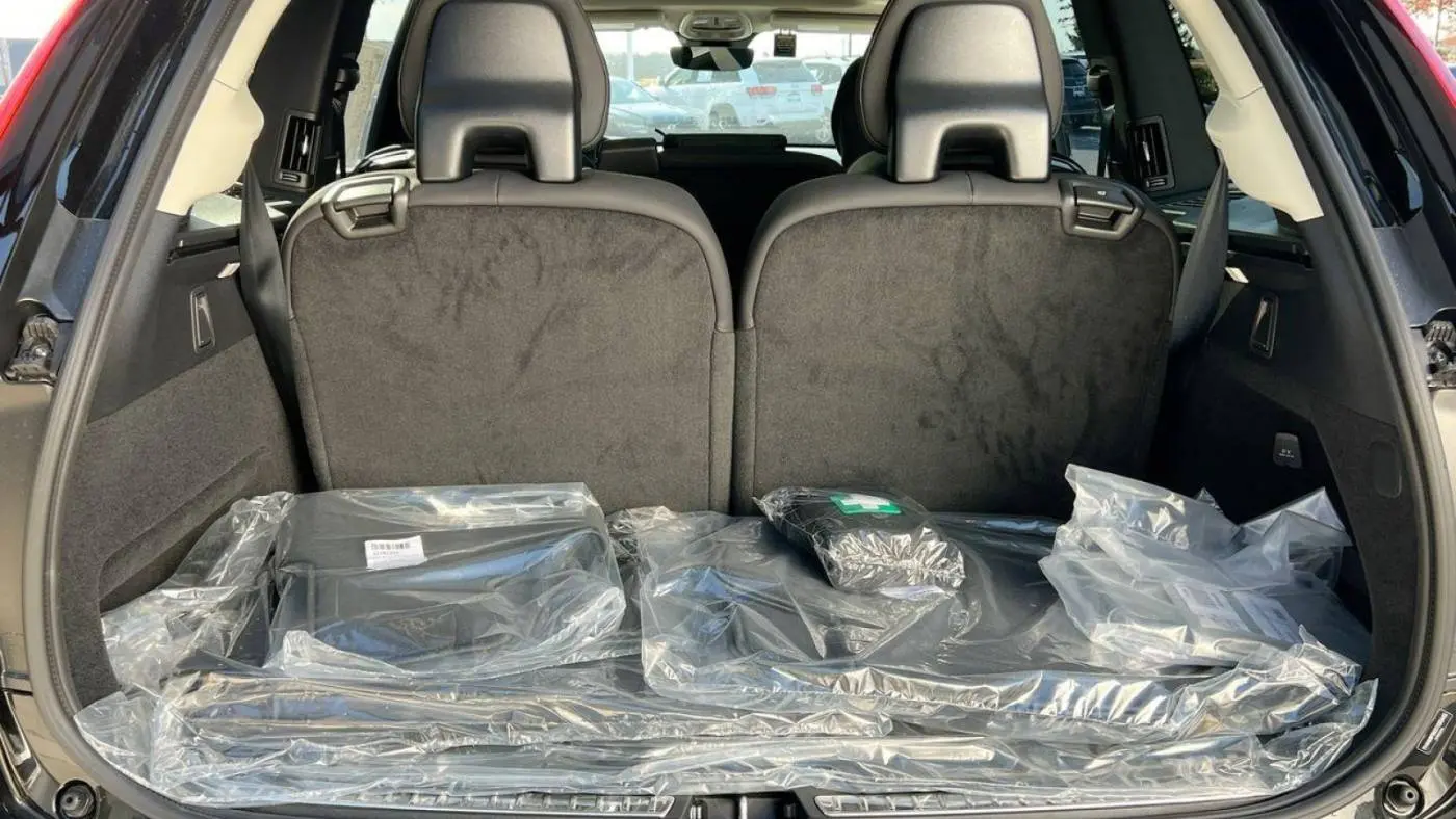 2025 Volvo XC90 YV4H60PB6S1353443