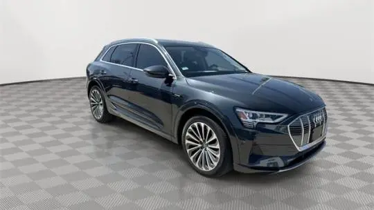 2019 Audi e-tron WA1VABGE4KB019278