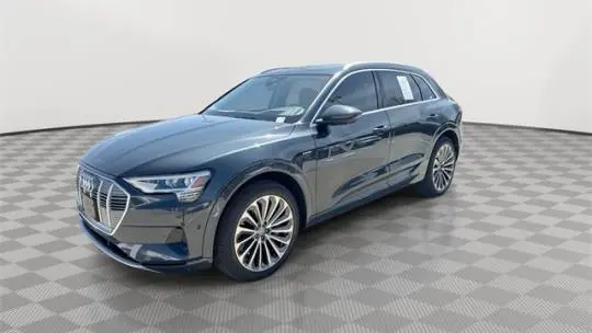 2019 Audi e-tron WA1VABGE4KB019278