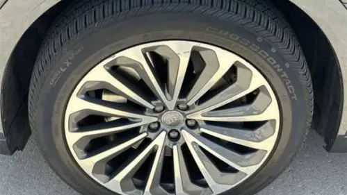 2019 Audi e-tron WA1VABGE4KB019278