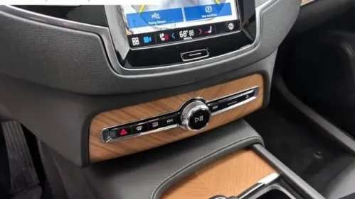 2025 Volvo XC90 YV4H60JE2S1293700