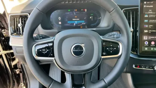 2025 Volvo XC90 YV4H60PB6S1353443
