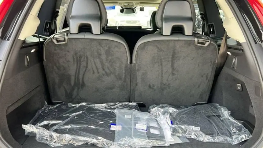 2025 Volvo XC90 YV4H60PE3S1318160