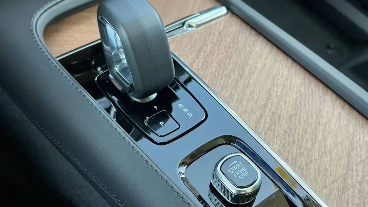 2025 Volvo XC90 YV4H60PE3S1315162