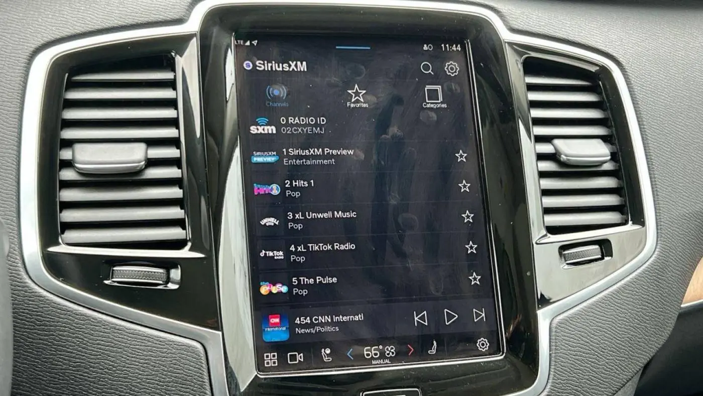 2025 Volvo XC90 YV4H60PE6S1318427
