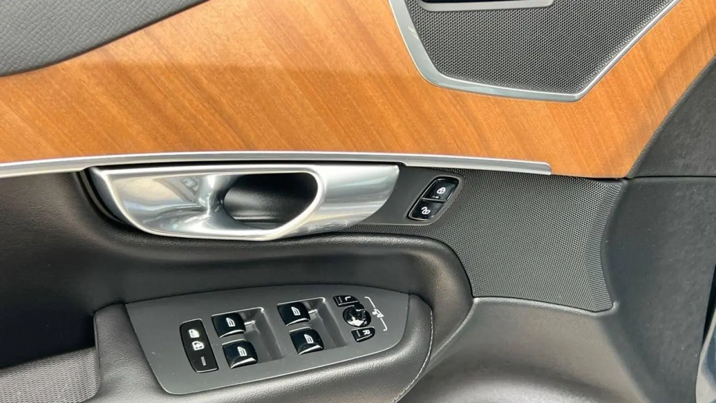 2025 Volvo XC90 YV4H60PE6S1318427